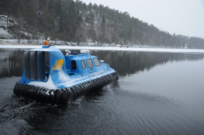 Hovercraft KBV 594 during operation